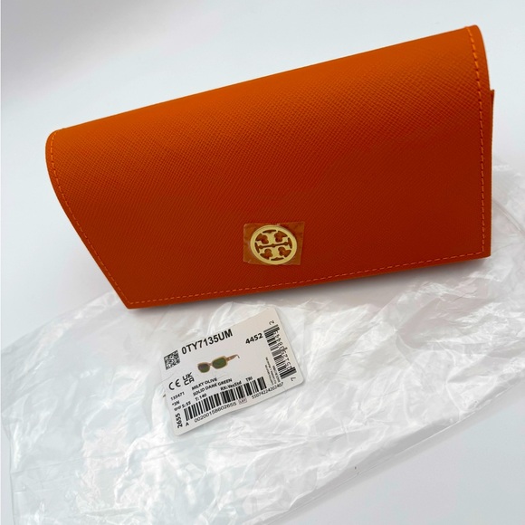 Tory Burch Milky Olive Sunglasses main image 7